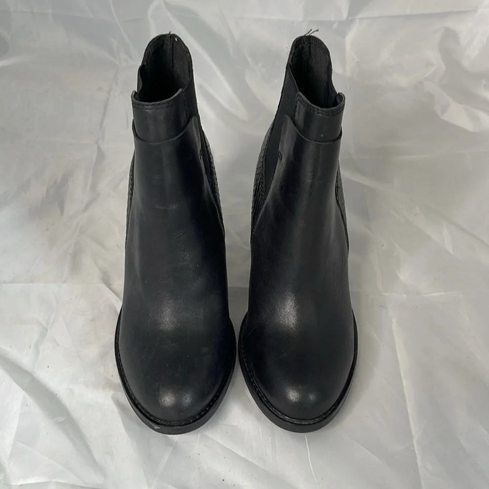 ALDO Western Snake Pattern Ankle Boots Black Genuine Leather Pull-On Size 6 - Picture 5 of 11